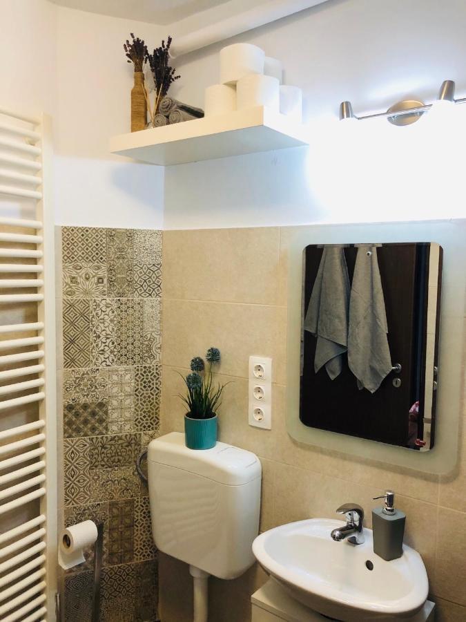 סאטו מארה Little Cute Homey Apartman מראה חיצוני תמונה